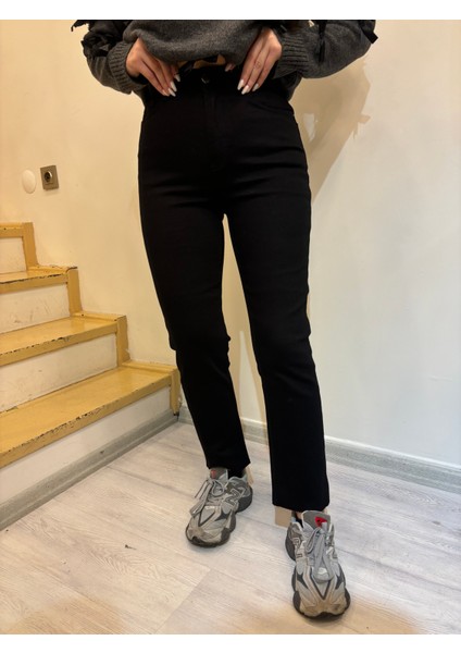 Mom Fit Boru Paça Likralı Yüksek Bel Jean