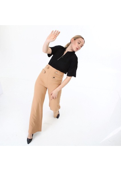 Kadın Dik Yaka Yarım Fermuarlı Tişört fırsatları