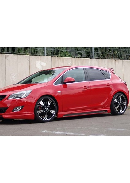 Opel Astra J Sedan Rieger Marşpiyel Seti Mat Siyah Plastik 2009 - 2014
