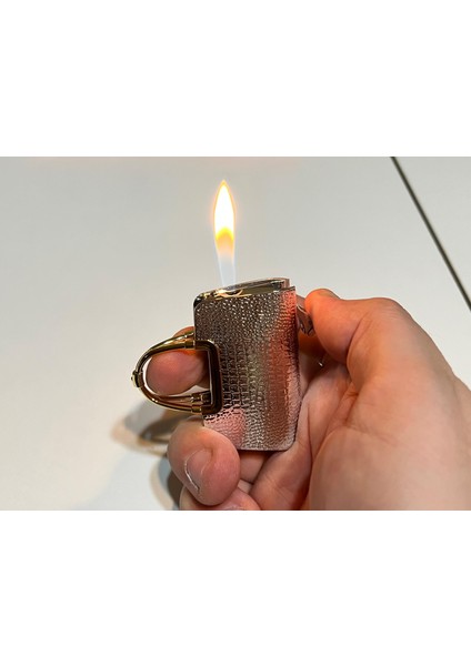 Yeni Trend Kadınlara Özel Hediyelik Şık Tasarım Çanta Şeklinde Gazlı Çakmak