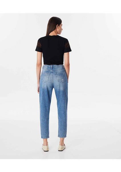 Çapraz Bel Detaylı Jean Pantolon