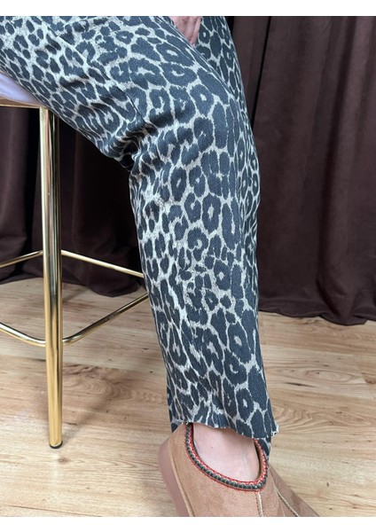 Leopar Desenli Boyfit Kesik Paça Zr Jean Pantolon