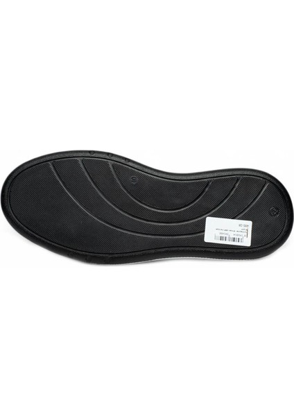 Erkek Siyah Beyaz Cilt Comfort Casual fırsatları