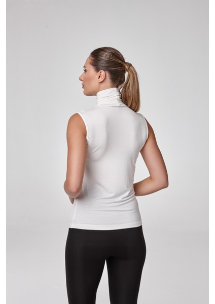 Kadın Kolsuz Balıkçı Yaka Bluz Body Fit Kalıp