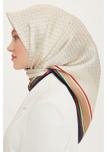 Nostalji Serisi Ipek Twill Eşarp 8724D-04 fırsatları
