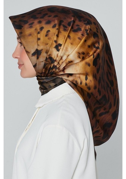 Nostalji Serisi Ipek Twill Eşarp 8260DS-09 indirimleri