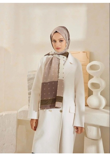 Medine Ipeği Şal Asya Model Bej