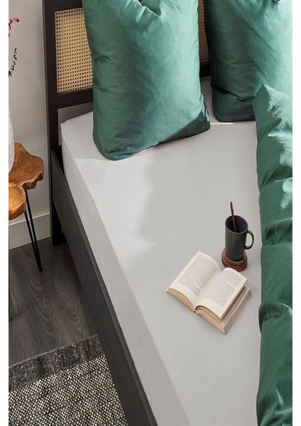 4 Adet Düz Pamuklu Tek Kişilik 80 x 200 x 30 cm Lastikli Penye Çarşaf fiyatları