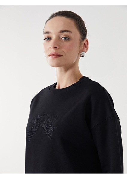 Lcwk Bisiklet Yaka Nakışlı Kadın Kalın Sweatshirt Tunik