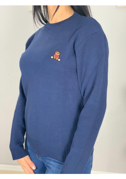 Kadın Teddy Bear Nakışlı Lacivert Triko Kazak