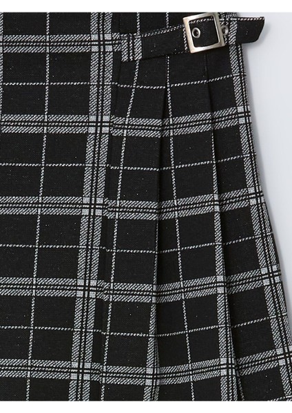 Lcwk Beli Lastikli Ekose Kız Çocuk Şort Etek fiyatları