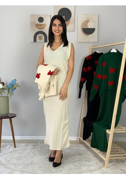 Kadın Fiyonk Desenli Kazaklı Elbise(Krem) fiyatları