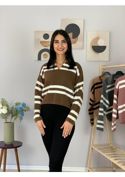 Kadın Polo Yaka Sakallı Triko Crop Kazak(Kahve)
