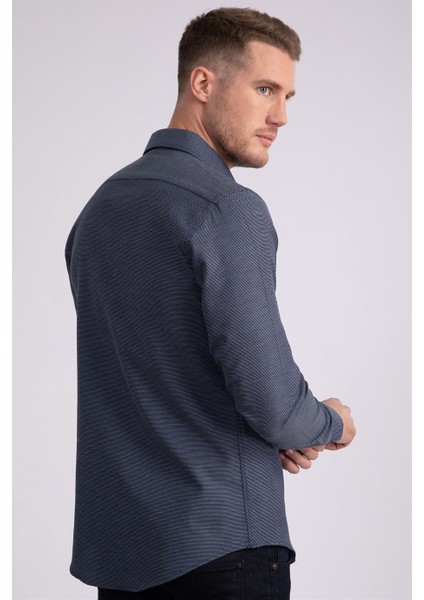 Slim Fit Dar Kesim Armürlü Erkek Gömlek fırsatları