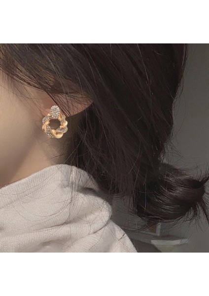 Moda Takı Kişilik Küpe Kadınlar Için Metal Kakma Küpe (Yurt Dışından) fiyatları