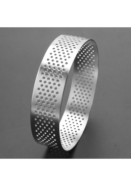 Торт В Форме,30 Adet Dairesel Paslanmaz Çelik Gözenekli Tart Yüzük Alt Kule Pasta Kek Kalıbı Pişirme Delikli Kek Mus Halkası, 8 cm (Yurt Dışından) fırsatları