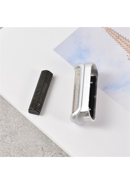 2x Yedek Tıraş Makinesi Folyo ve Kesici Fit Braun Cruzer 5 S P40 P50 P60 P70 P80 P90 M30 M60 M90 550 555 570 575 5604 (Yurt Dışından)