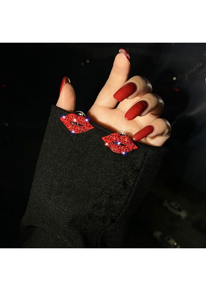 Trendy Parlak Tam Kristal Kırmızı Dudak Uzun Püskül Damla Küpe Vintage Rhinestone Zincir Küpe Kadınlar Için Parti Takı (Yurt Dışından) indirimleri