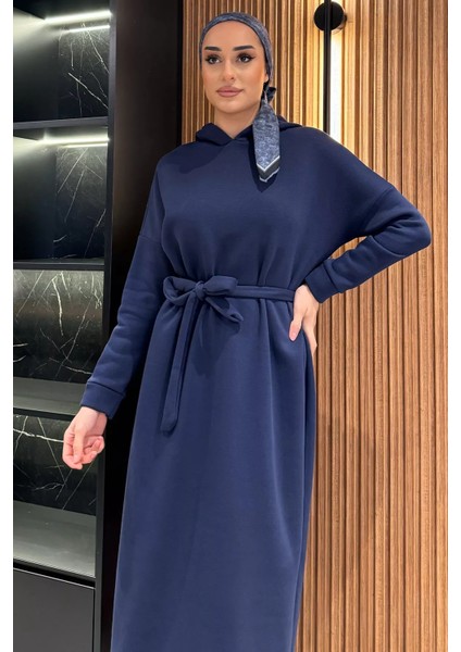 Kapüşonlu Üç Iplik Şardonlu Kuşaklı Tesettür Elbise fiyatları
