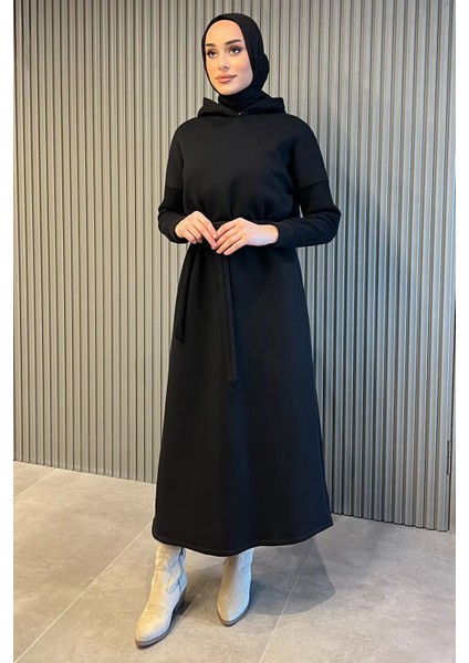 Kapüşonlu Üç Iplik Şardonlu Kuşaklı Tesettür Elbise fiyatları