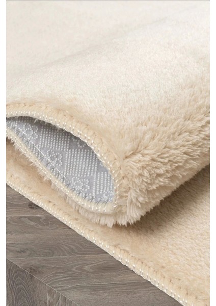 Krem Post Peluş Tavşan Tüyü Kaymaz Taban Makinede Yıkanabilir Toz Vermez Halı Yolluk Kilim