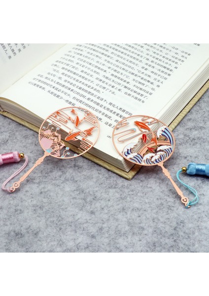 No.5 Tarzı Öğretmen si Öğrenci Kırtasiye Okul Malzemeleri Için 1 Adet Metal Tavuskuşu Yer Işareti Sevimli Kedi Japon Balığı Pirinç Püskül Retro Kitap Ayraç (Yurt Dışından) indirimleri