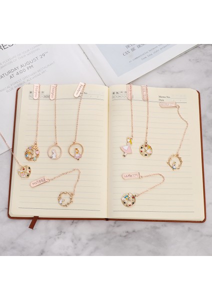 No.4 Tarzı Metal Sayfalama Işareti Şeftali Yaratıcı Kitap Ayraç Kalp Kolye Karikatür Karakter Kitap Klipsi Sevimli Kıyafetler Kitap Ayraçları (Yurt Dışından) fiyatları