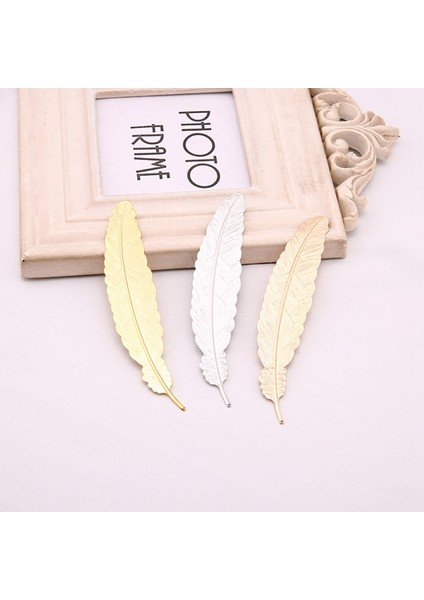 No.7 Tarzı Yaratıcı Retro Tüy Metal Ayraç Güzel Havalı Kitap Sayfa Işareti Çocuk Öğrenci Kırtasiye Okul Ofis Malzemeleri (Yurt Dışından) fiyatları