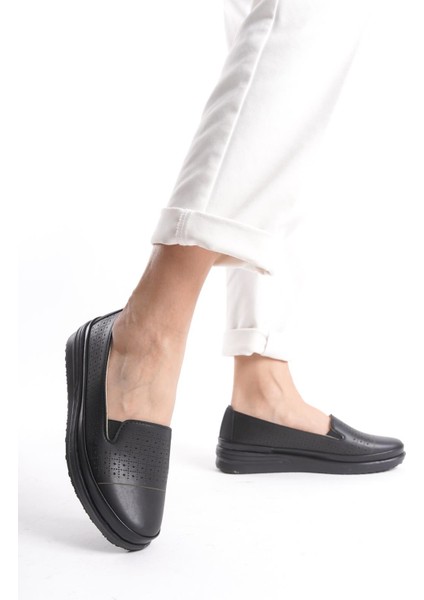Kadın Önü Delikli Desenli Düz Loafer Comfort Taban Tam Kalıp Günlük Ayakkabı