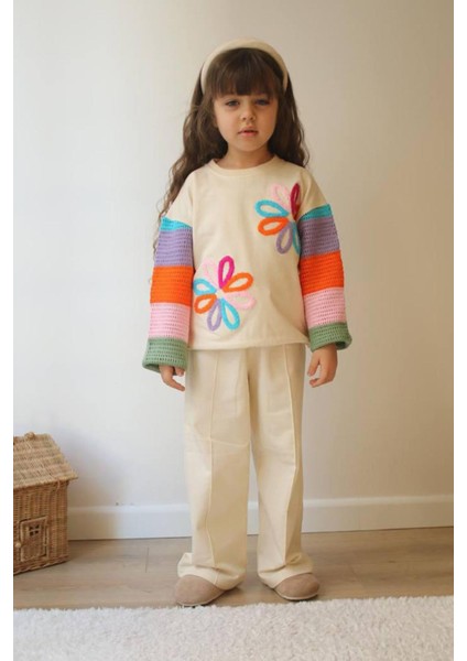 Örgü Kollu Çiçek Desen 2 Iplik Kız çocuk takım - Krem