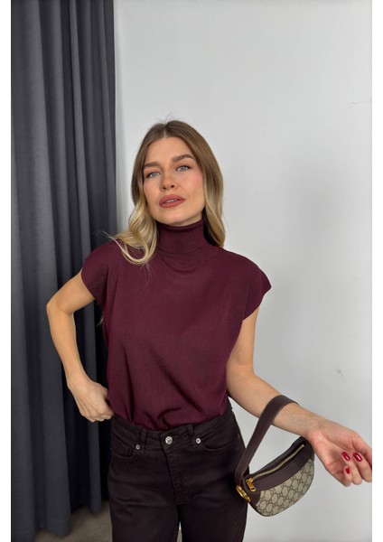 Bordo Boğazlı Kolsuz Triko Bluz fiyatları
