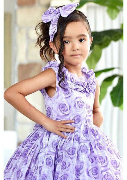 Kız Çocuk Yakası ve Etek Ucu Fırfırlı Üzeri Gül Baskılı Kolsuz Lila Elbise modelleri