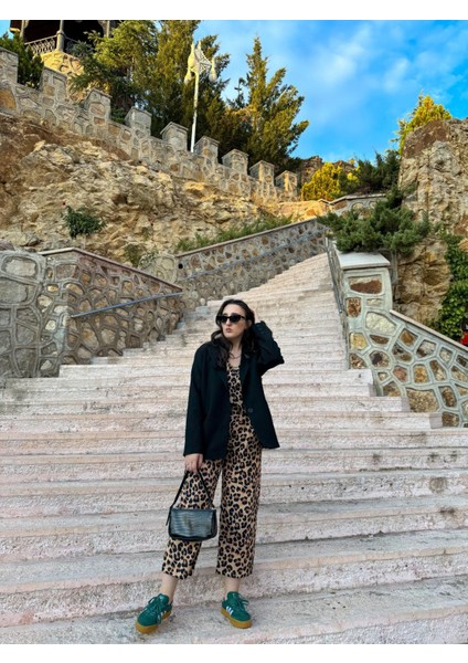 Orjinal Marka Yelekli Takım fırsatları