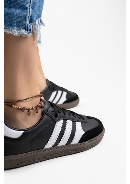 Kadın Rahat Taban Siyah Beyaz Spor Ayakkabı modelleri