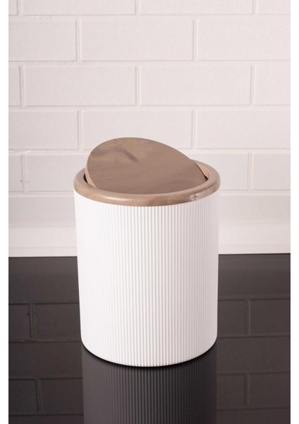 Mermer Desenli Sallanır Kapak Yuvarlak Banyo Çöp Kovası 6 Lt Beyaz