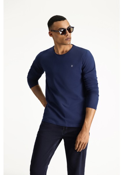 Bisiklet Yaka Slim Fit Dar Kesim Pamuklu Sweatshirt