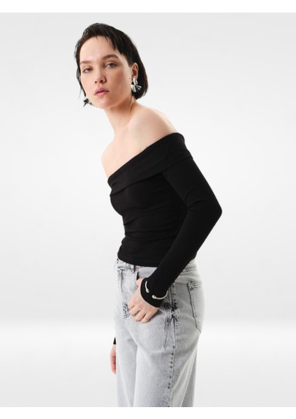 Kayık Yaka Uzun Kol Body - Siyah fiyatları