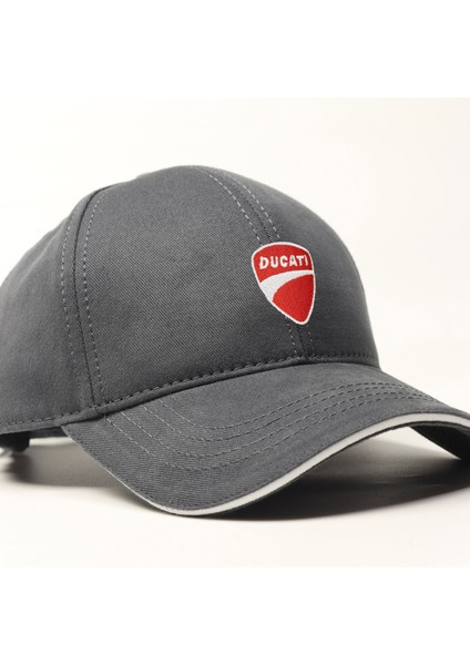 Ducati Şapka