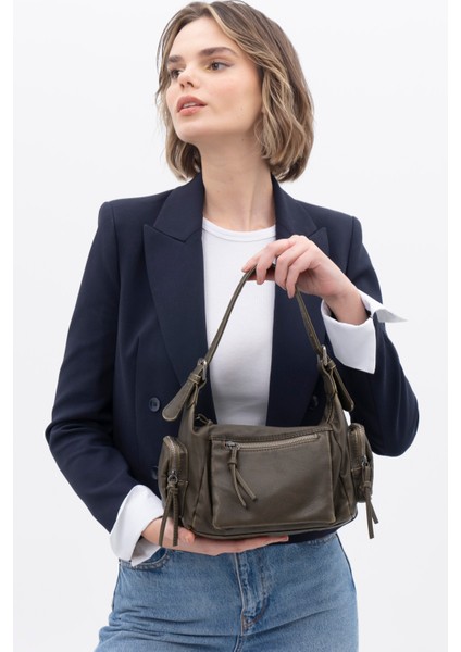 YKM2253 Matthew Cox Kol Çantası fiyatları