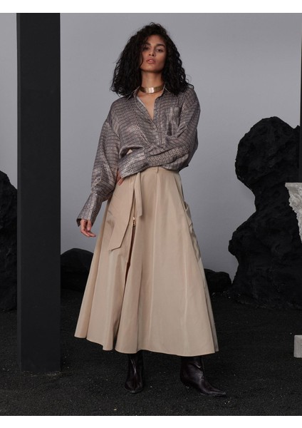 Beli Kuşaklı Fermuarlı Yırtmaç Detaylı Cepli Etek - Bej