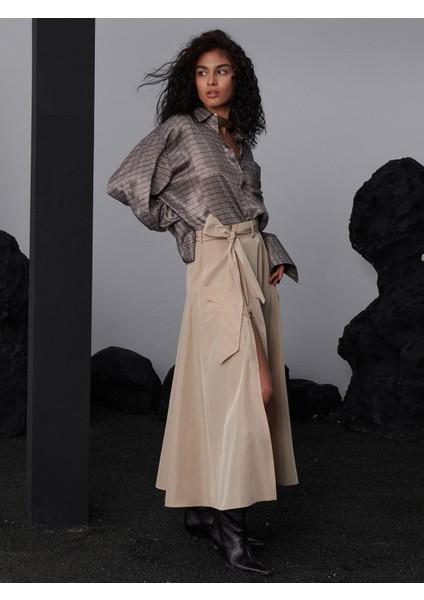 Beli Kuşaklı Fermuarlı Yırtmaç Detaylı Cepli Etek - Bej modelleri