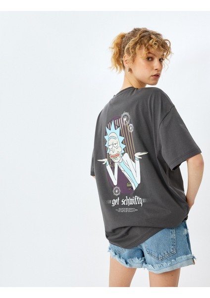 Rick And Morty Lisanslı Arkası Baskılı Oversize Tişört
