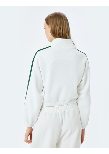 Fermuarlı Şerit Detaylı Slogan Baskılı Oversize Sweatshirt