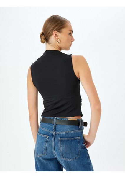 Asimetrik Hafif Dik Yaka Drapeli Slim Fit Kolsuz Bluz
