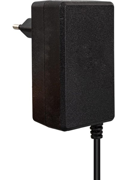 19 VOLT - 1.58 AMPER 5.5*1.7 UÇLU YERLİ ÜRETİM PRİZ TİPİ NOTEBOOK ADAPTÖR
