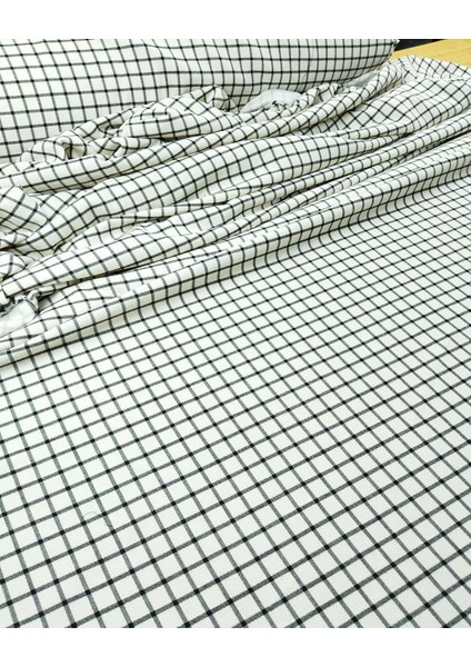 Krep Lacivert Beyaz Renklerde (En 140 cm x Boy 300 Cm)
