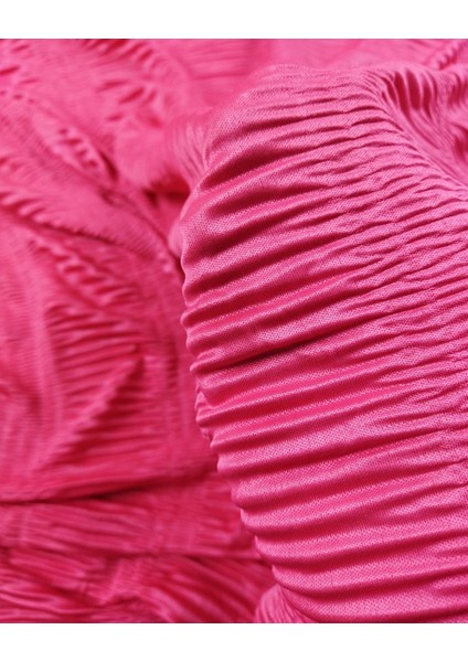 Büzgülü Jarse Pembe Renkte (En 150 cm x Boy 180 Cm)