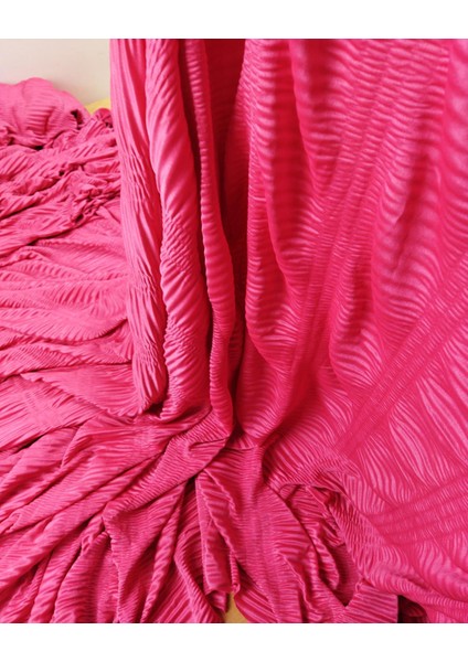 Büzgülü Jarse Pembe Renkte (En 150 cm x Boy 180 Cm) fiyatları