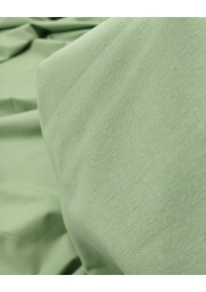 Iki Ip Penye Açık Yeşil Renkte (En 150 cm x Boy 225 Cm)