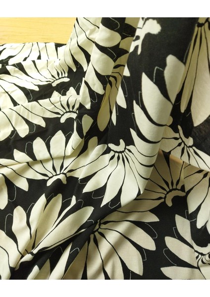 Süprem Penye Siyah Beyaz Renklerde (En 160 cm x Boy 240 Cm) modelleri